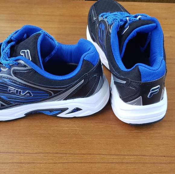 Fila - Picture 3 of 6